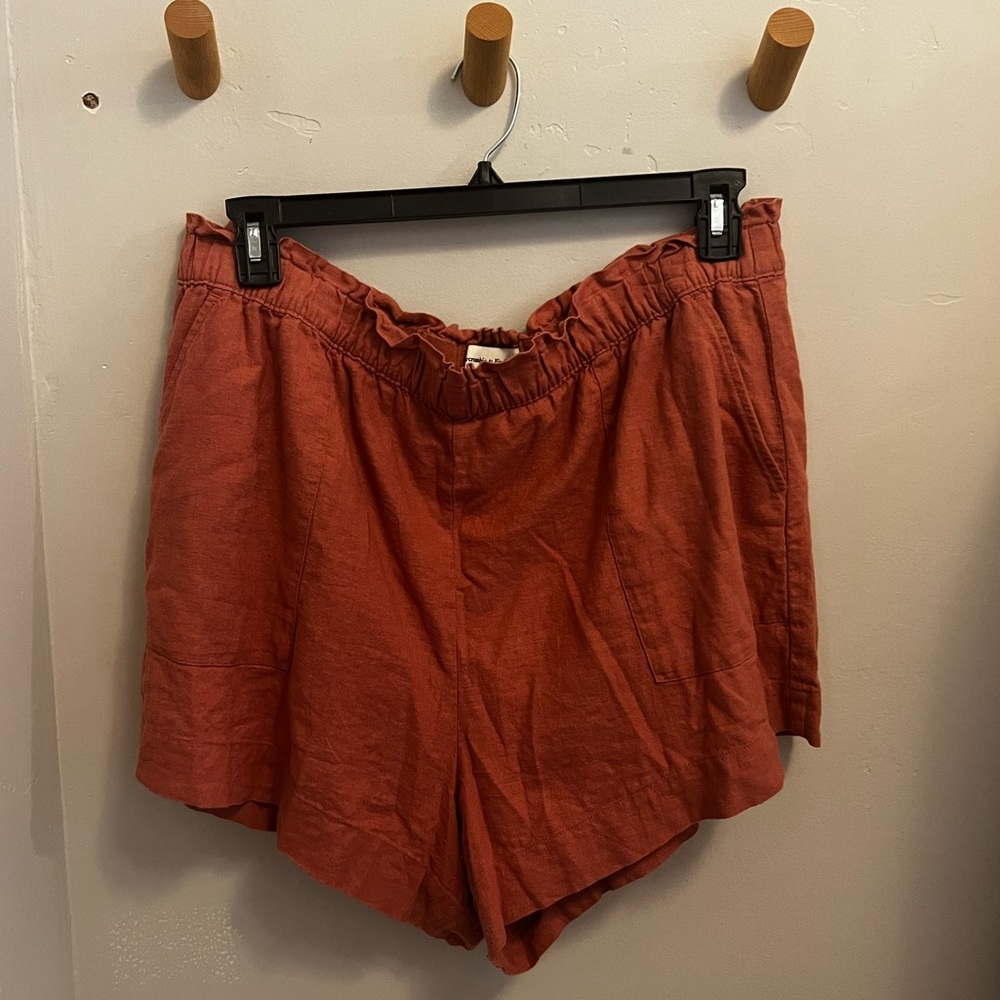 Pink Linen Abercrombie & Fitch Shorts